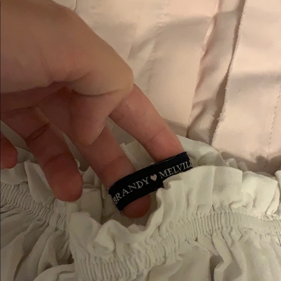 Brandy melville off the shoulder white top - Picture 2 of 2